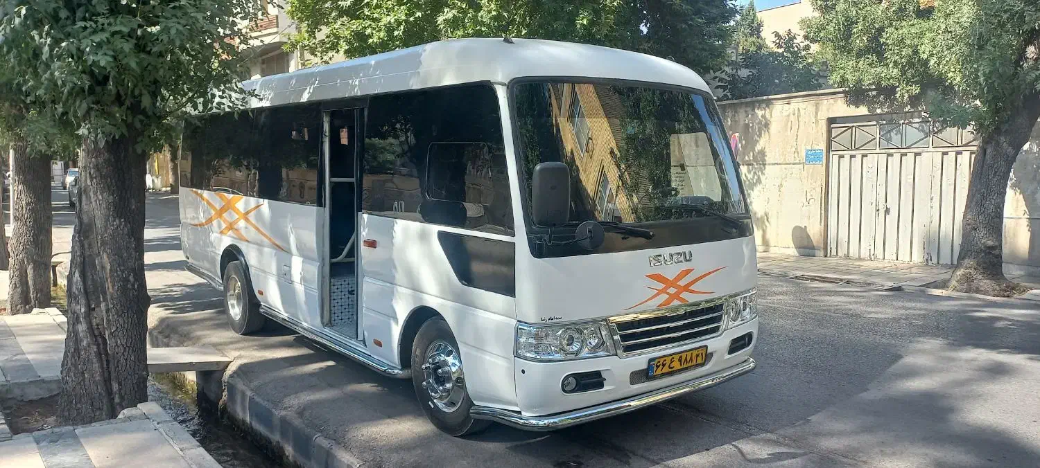 مینی بوس ایسوزو دربستی|خدمات حمل و نقل|خرمآباد, |دیوار