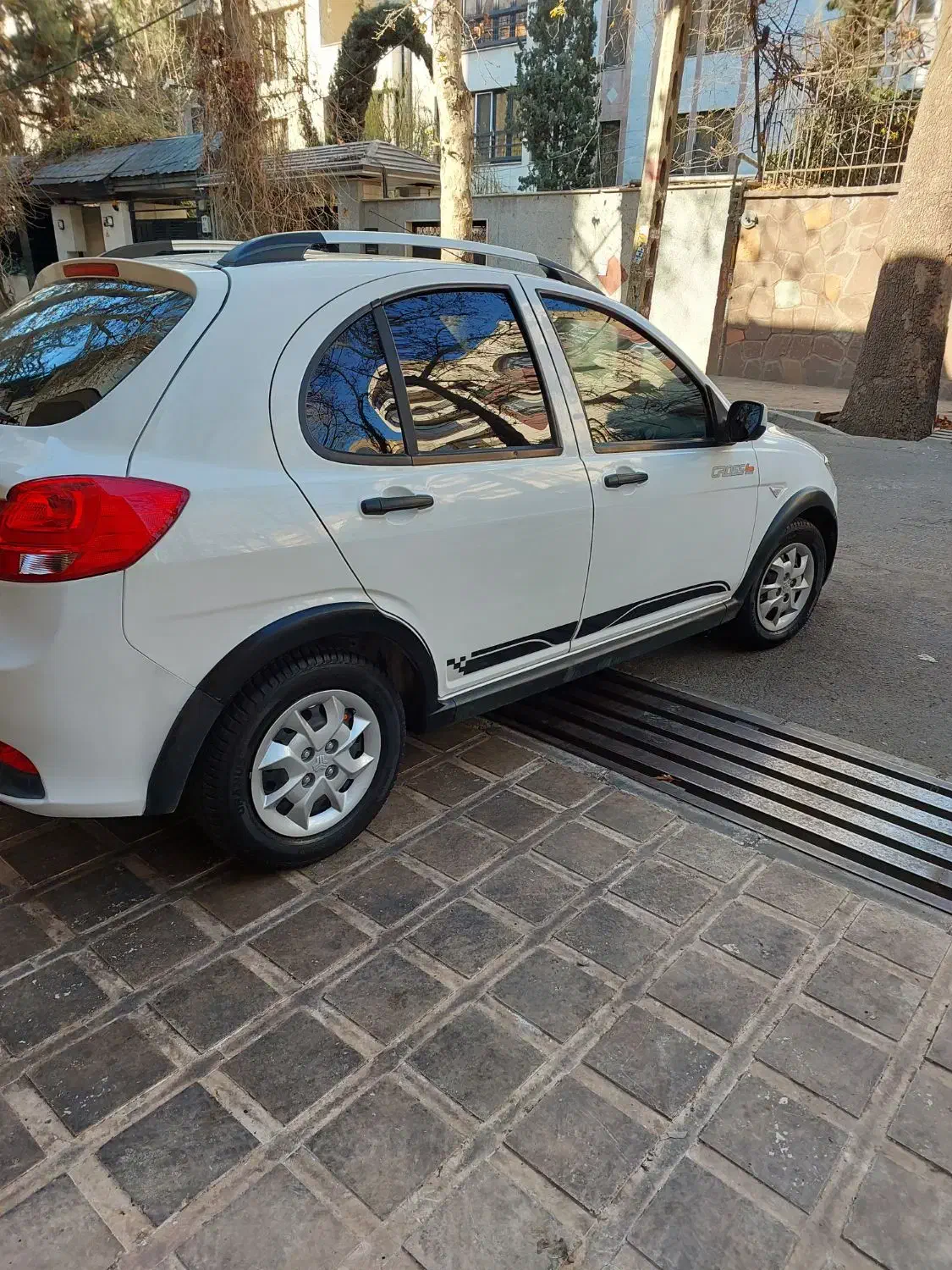 کوییک سفیددرحدصفر،بسیارتمیز وکم کارکرد|خودرو سواری و وانت|کرج, شهرک ولیعصر|دیوار