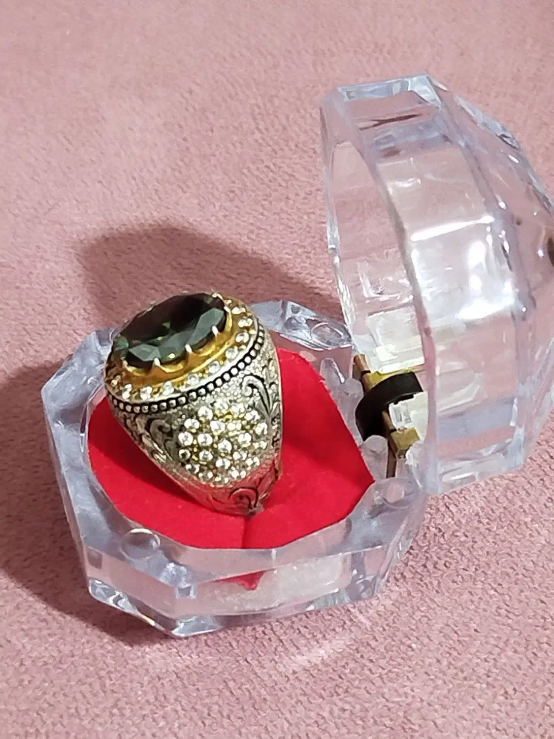 انگشتر نقره (نگین الماس روسی )|جواهرات|ساری, |دیوار