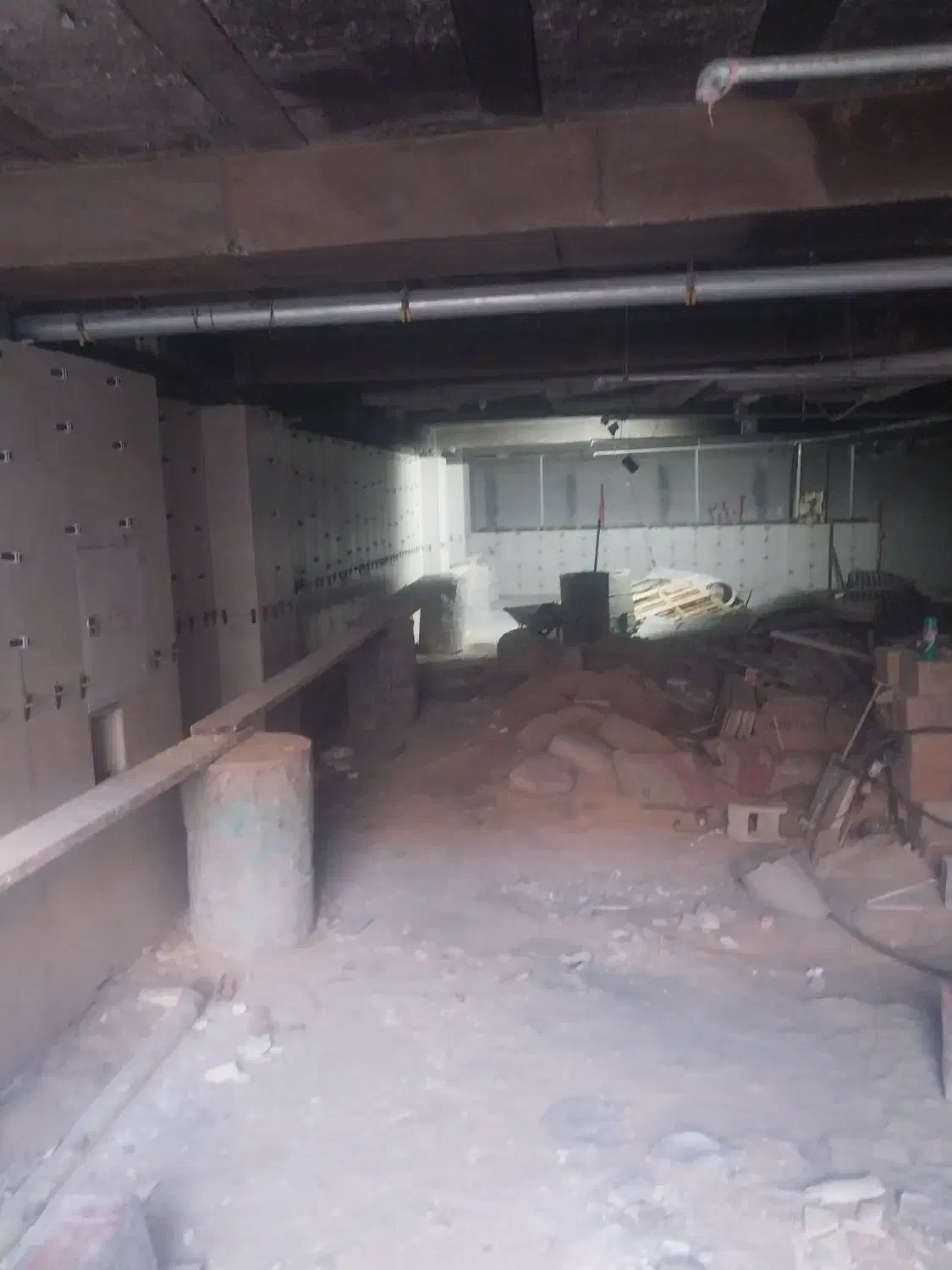 کاشیکاری سرامیک سیمانکاری شیب موزایک تخریب باپیکور|خدمات پیشه و مهارت|شیراز, احمدی جنوبی|دیوار