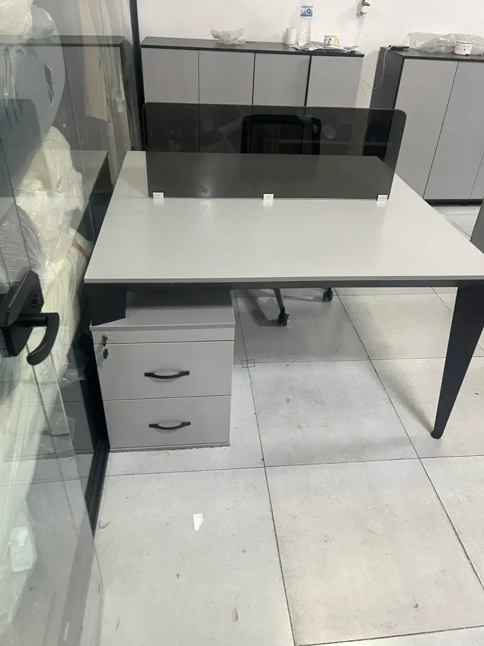 میز کارشناسی پایه فلزی|دفتر کار|بهارستان, |دیوار