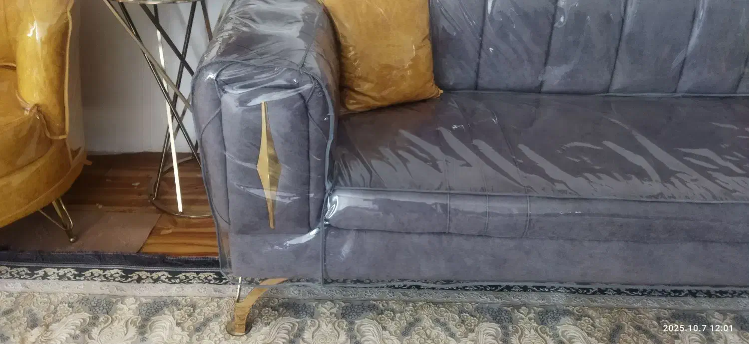 مبل چستر راحتی|مبلمان خانگی و میز عسلی|الیگودرز, |دیوار