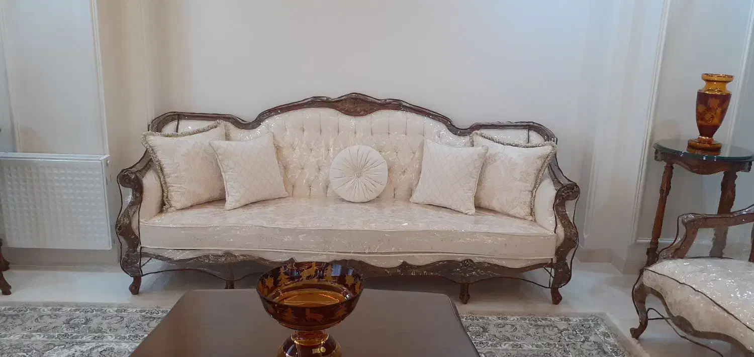 کاور و لباس مبل|مبلمان خانگی و میز عسلی|کاشان, زیارتی|دیوار