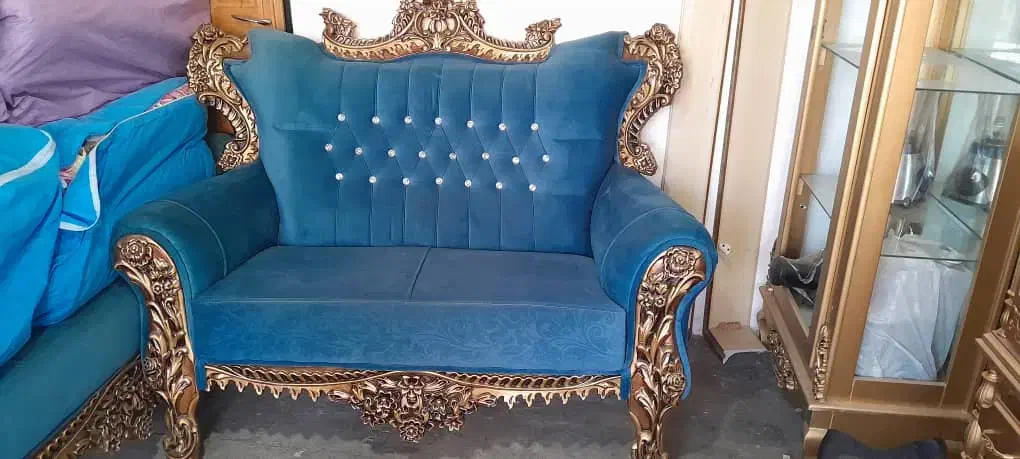 فروش فوری مبل هفت نفره شیک و تمیز در حد نو|مبلمان خانگی و میز عسلی|نوشهر, |دیوار