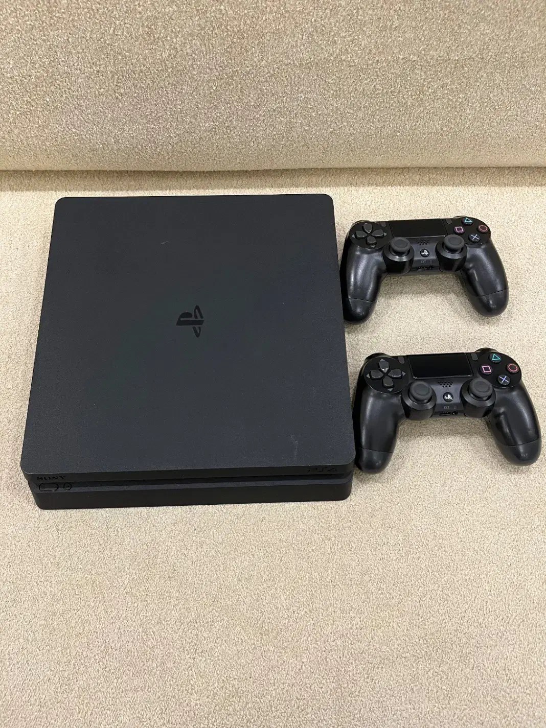 PS4 slime نو|کنسول، بازی ویدئویی و آنلاین|رودهن, |دیوار
