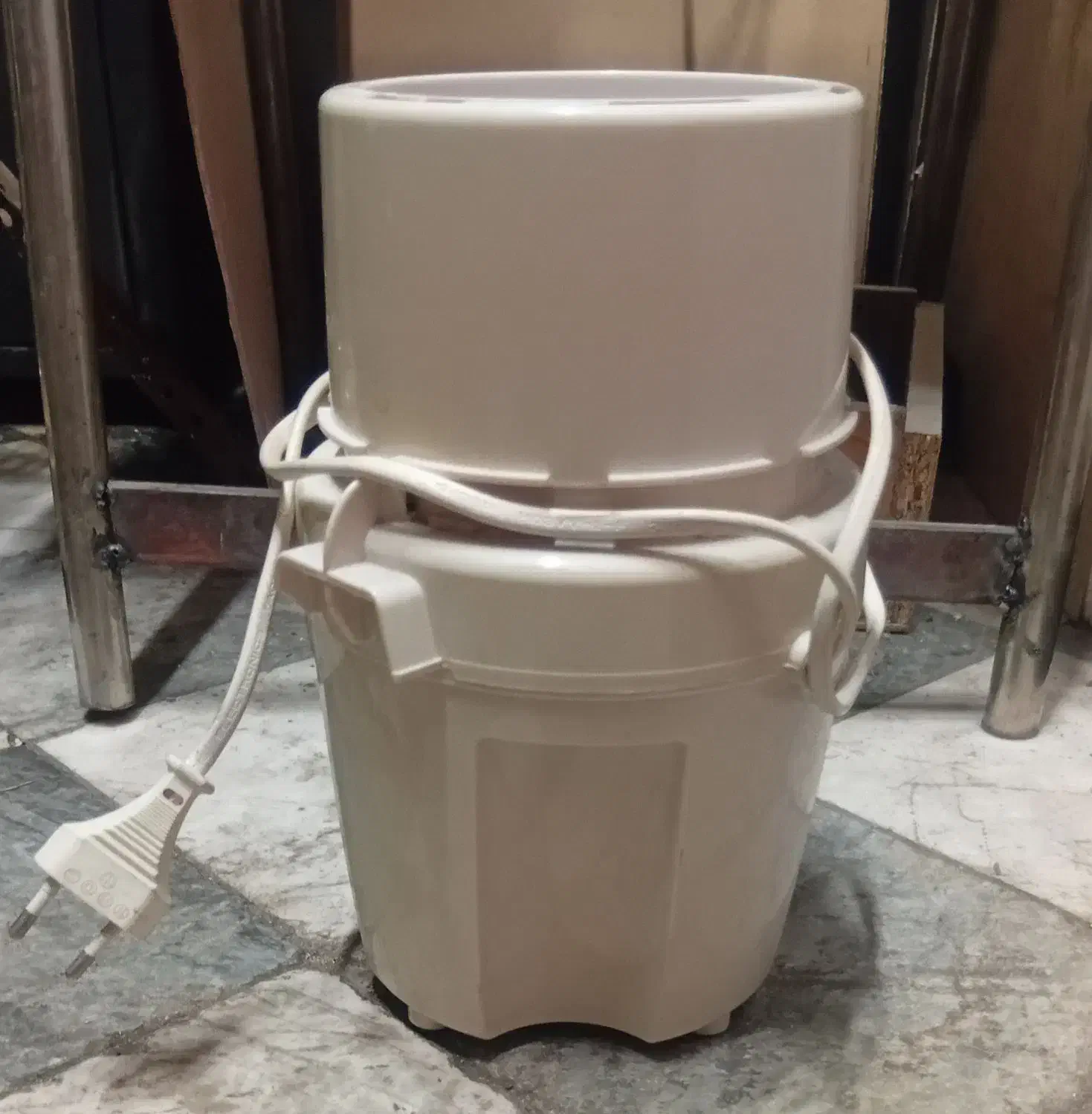 آسیاب|خردکن، آسیاب، غذاساز|بروجرد, |دیوار