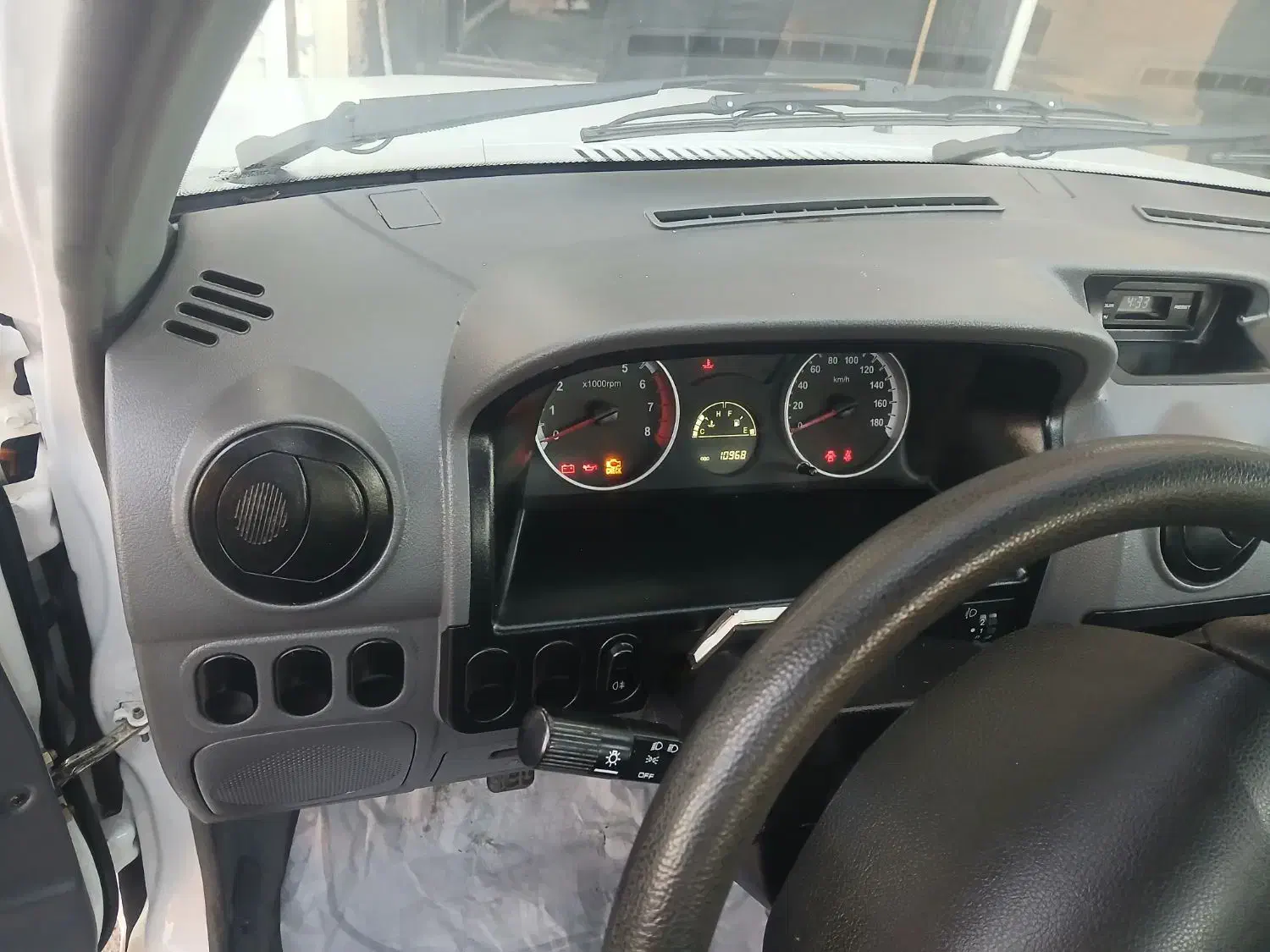 پراید وانت ۱۵۱ کم کارکرد در حد صفر بدون رنگ|خودرو سواری و وانت|اردبیل, |دیوار