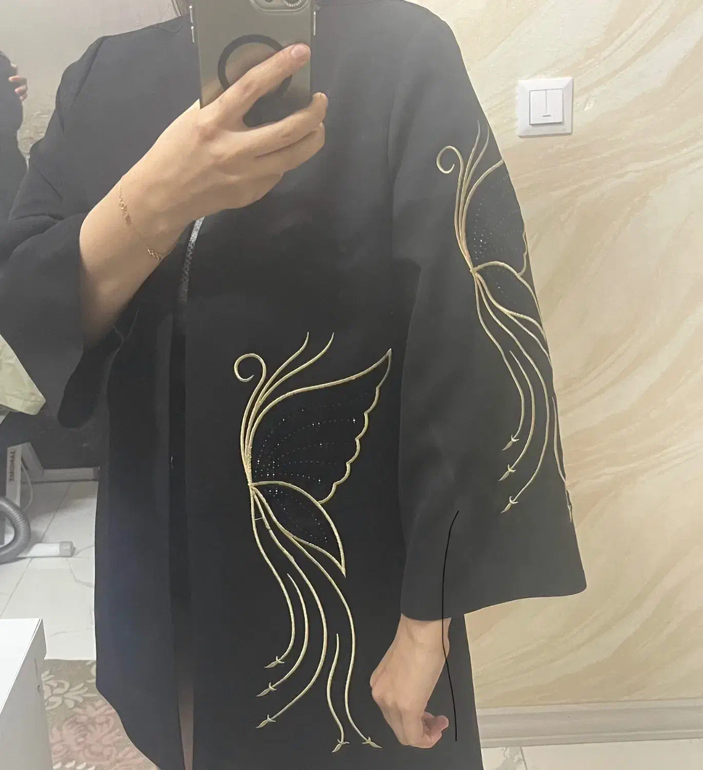 مانتو|لباس|مشهد, امیر|دیوار