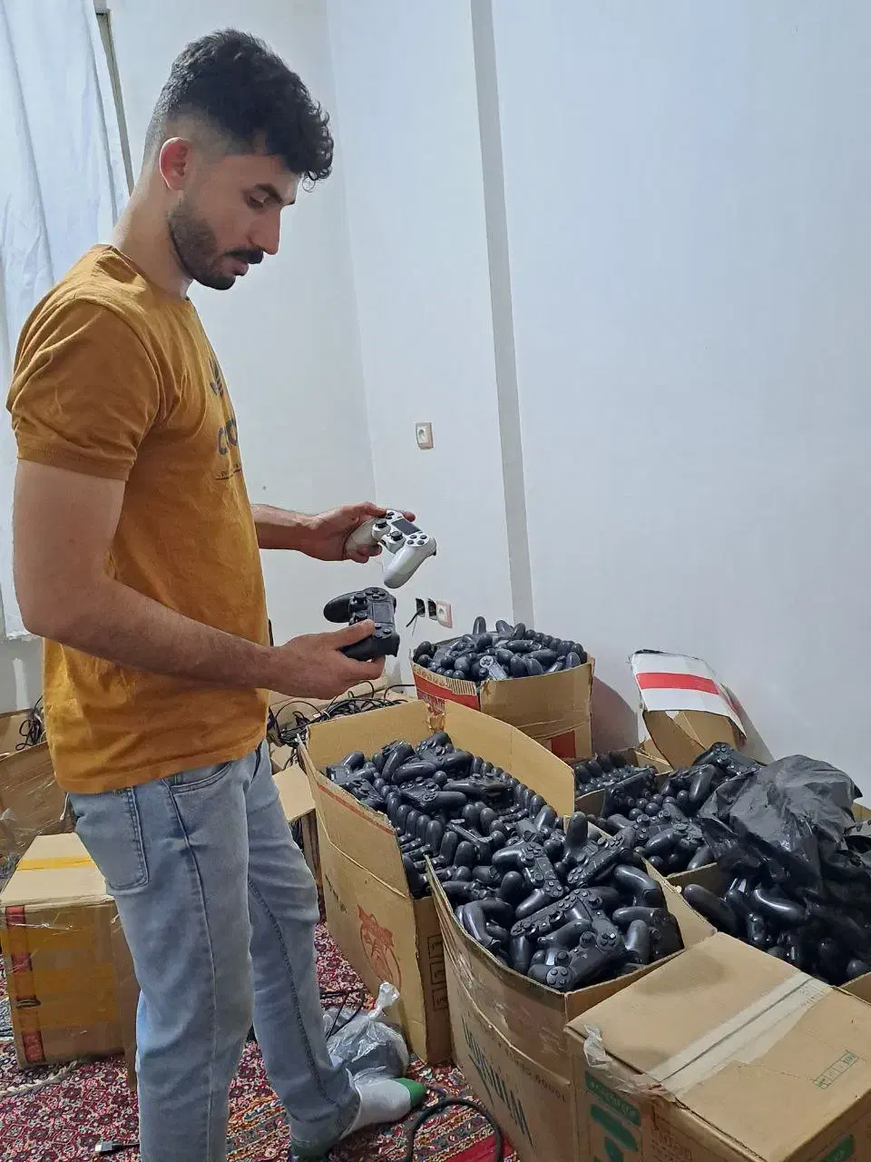 دستگاه ps4 v ps5 عمده و تک|کنسول، بازی ویدئویی و آنلاین|دزفول, |دیوار