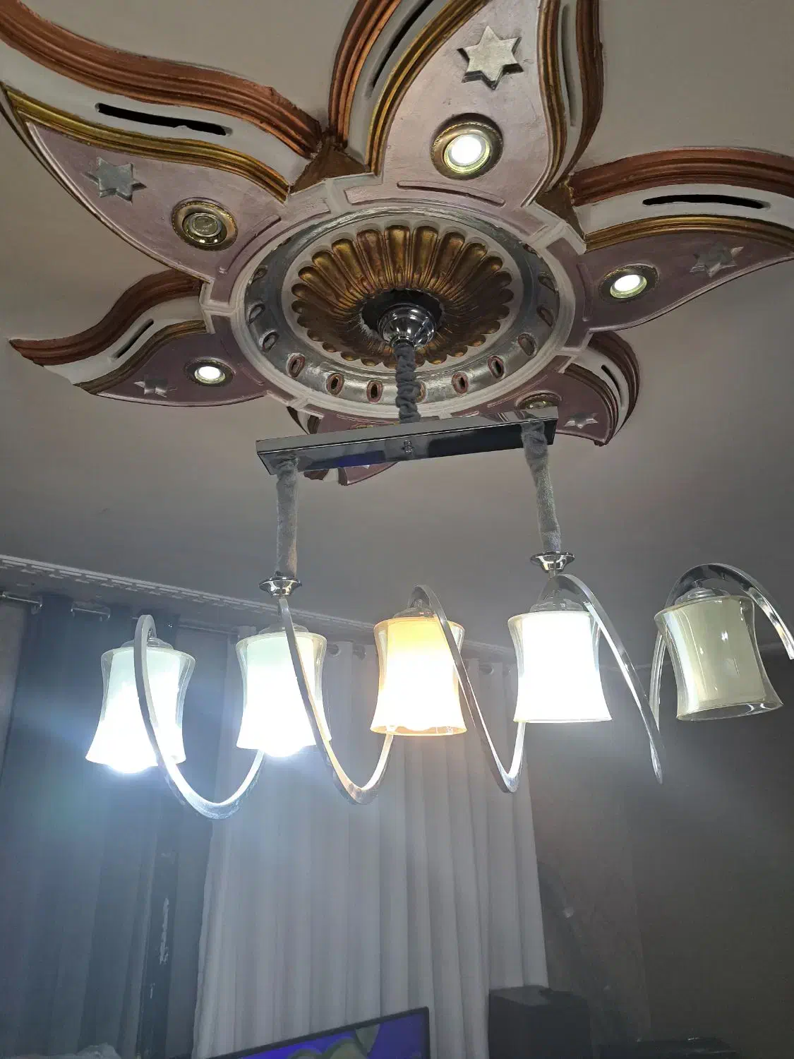 لوستر|لوستر و چراغ آویز|ورامین, ورامین|دیوار