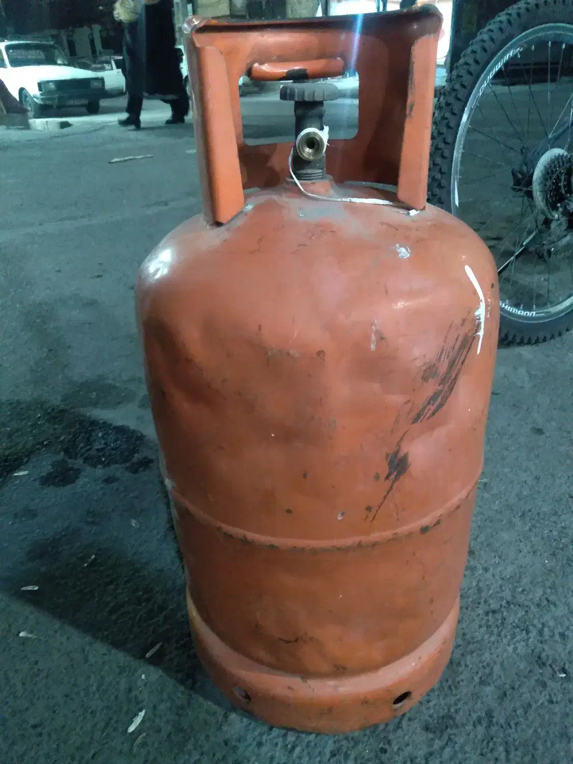 دوتا کپسول گاز|اجاق گاز و لوازم برقی پخت‌وپز|نسیم‌شهر, |دیوار