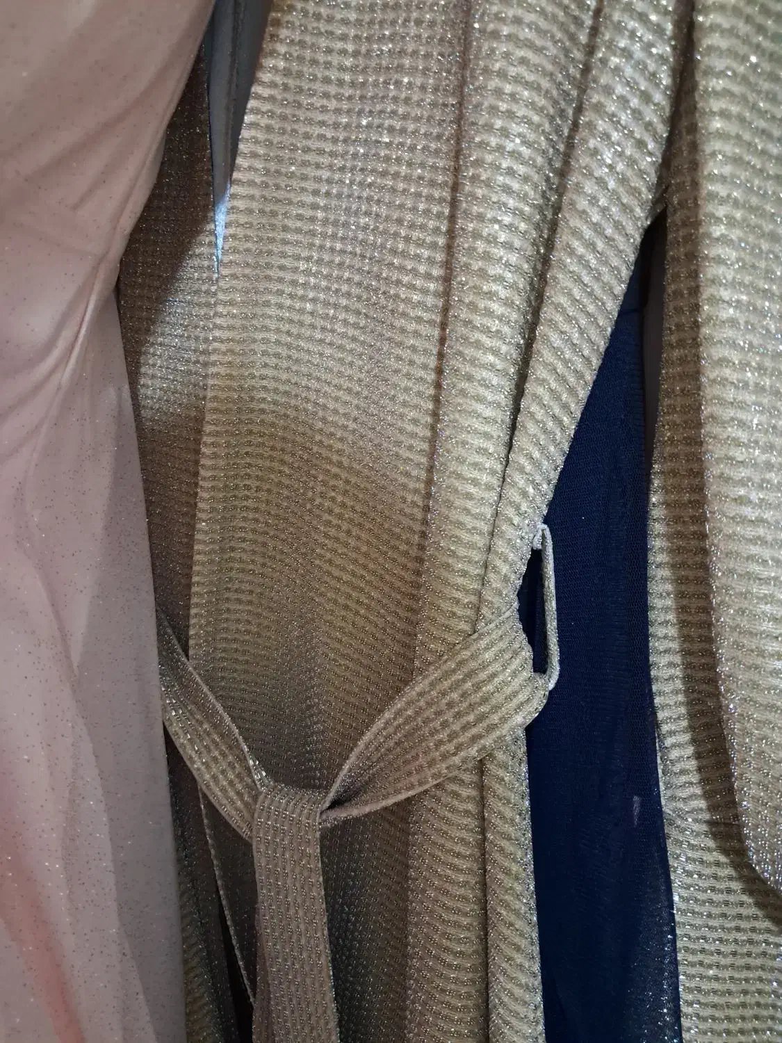 لباس مجلسی|لباس|اراک, |دیوار