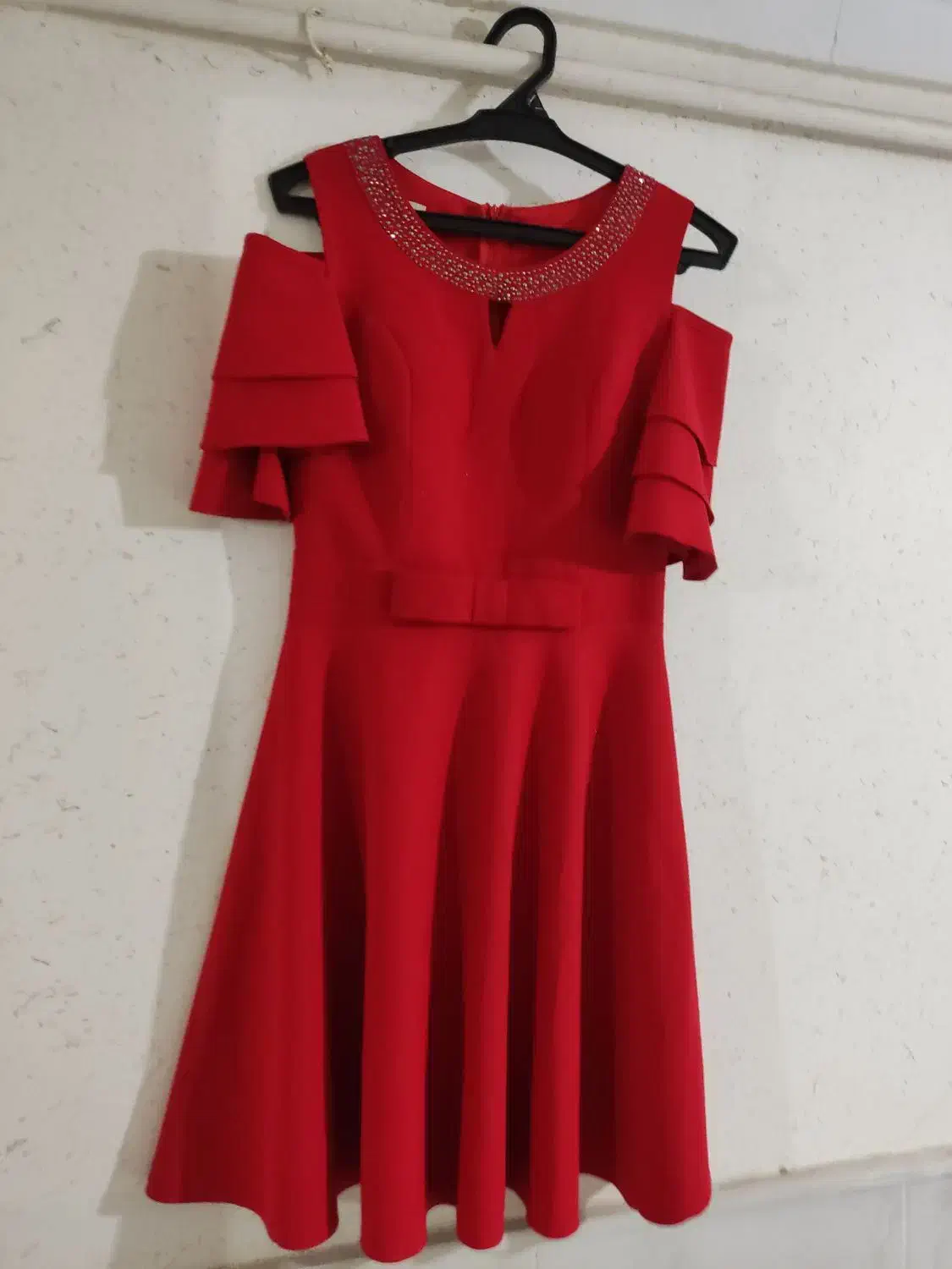 لباسهای نو وجنس خوب|لباس|نیشابور, فردوسی جنوبی|دیوار