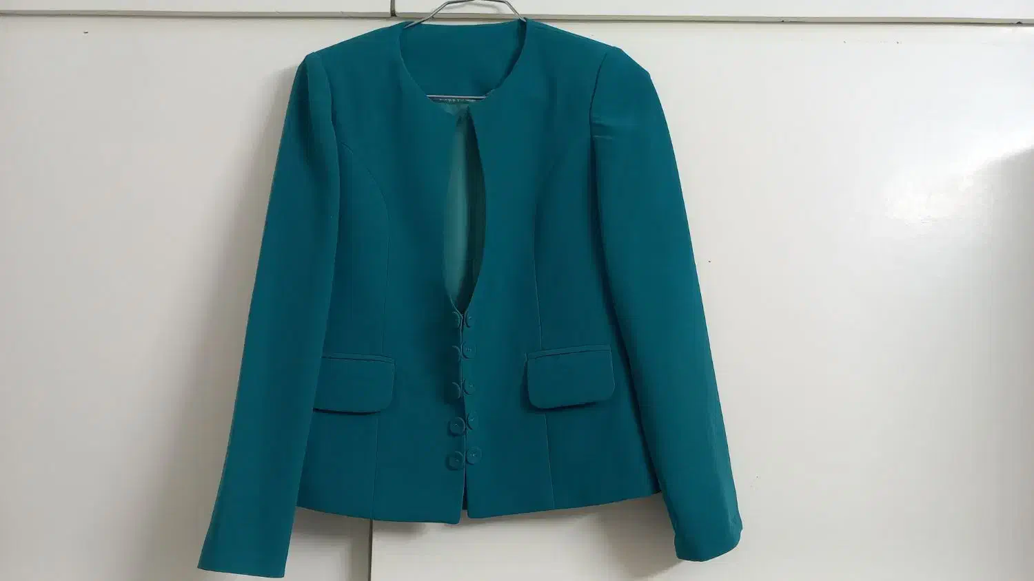 کت شلوار زنانه|لباس|کرج, مصباح|دیوار