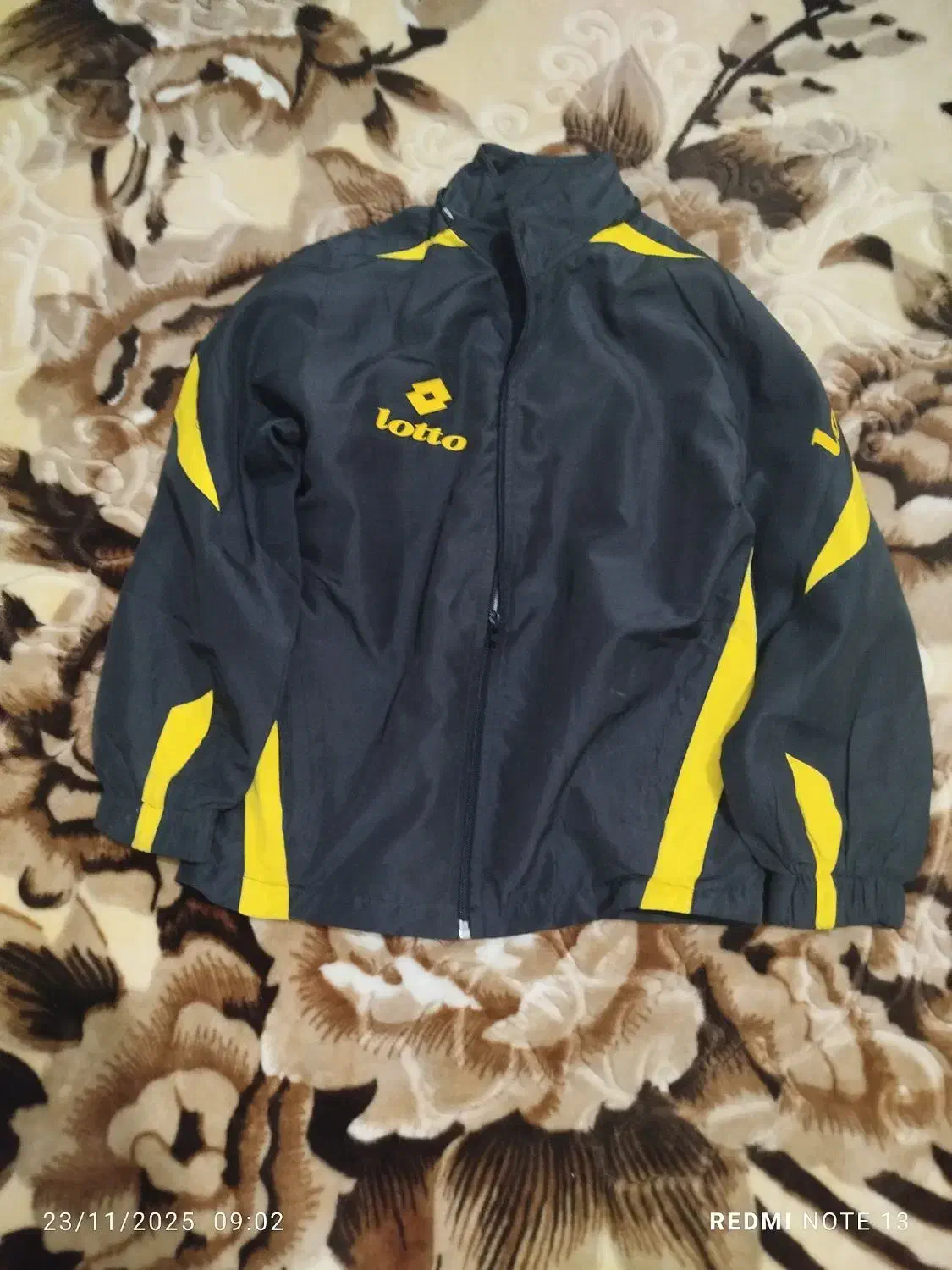 پوشاک|کفش و لباس بچه|سلماس, |دیوار