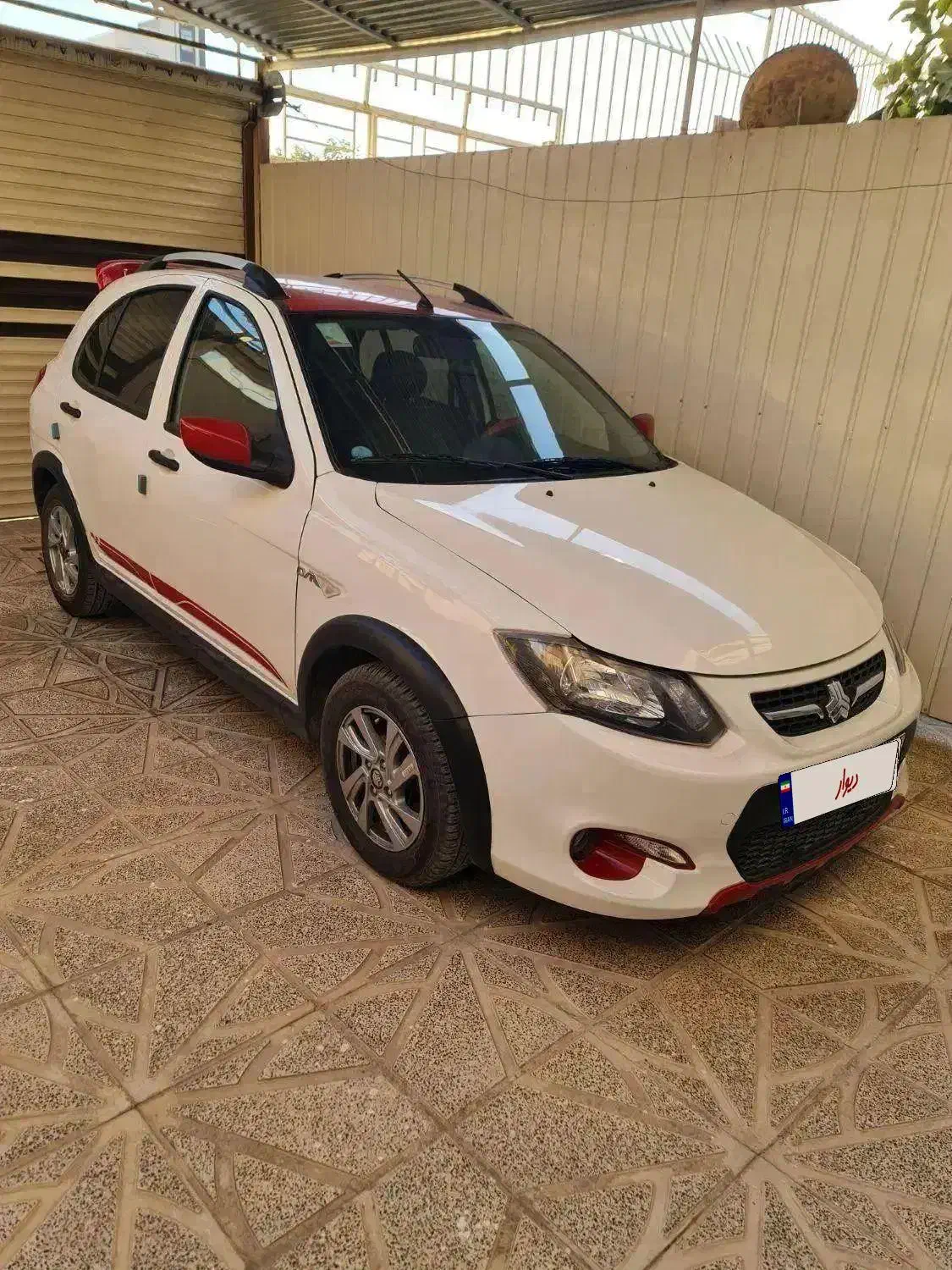 کوییک R سفید قرمز اتومات آپشنال|خودرو سواری و وانت|کرمانشاه, |دیوار