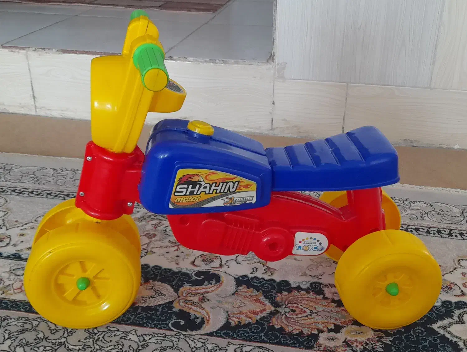 موتور و عروسک درحد نو|اسباب‌‌بازی|شهرکرد, |دیوار