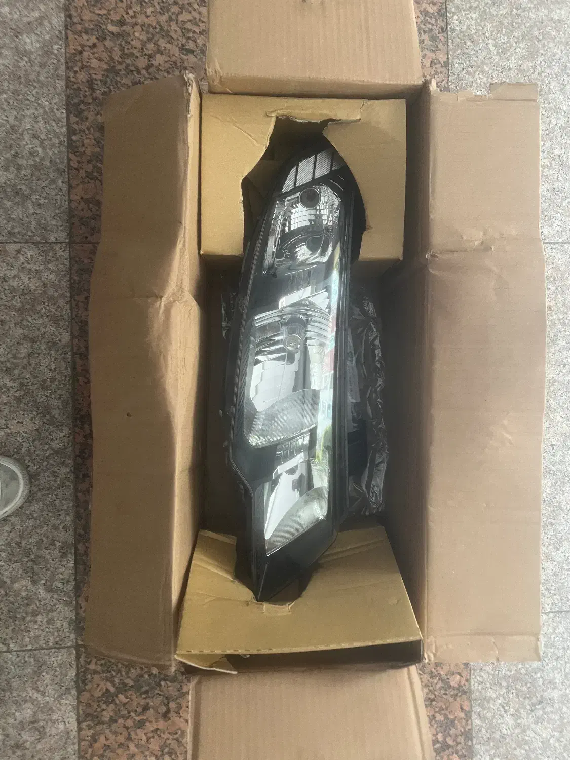 چراغ جلو های سراتو سایپا کاملا سالم|قطعات یدکی و لوازم جانبی|تهران, زعفرانیه|دیوار