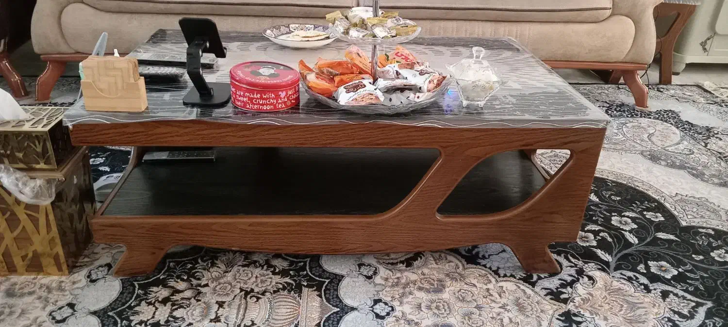 میز وسط مبل و عسلی|مبلمان خانگی و میز عسلی|شاهین‌شهر, شهرک گلدیس|دیوار