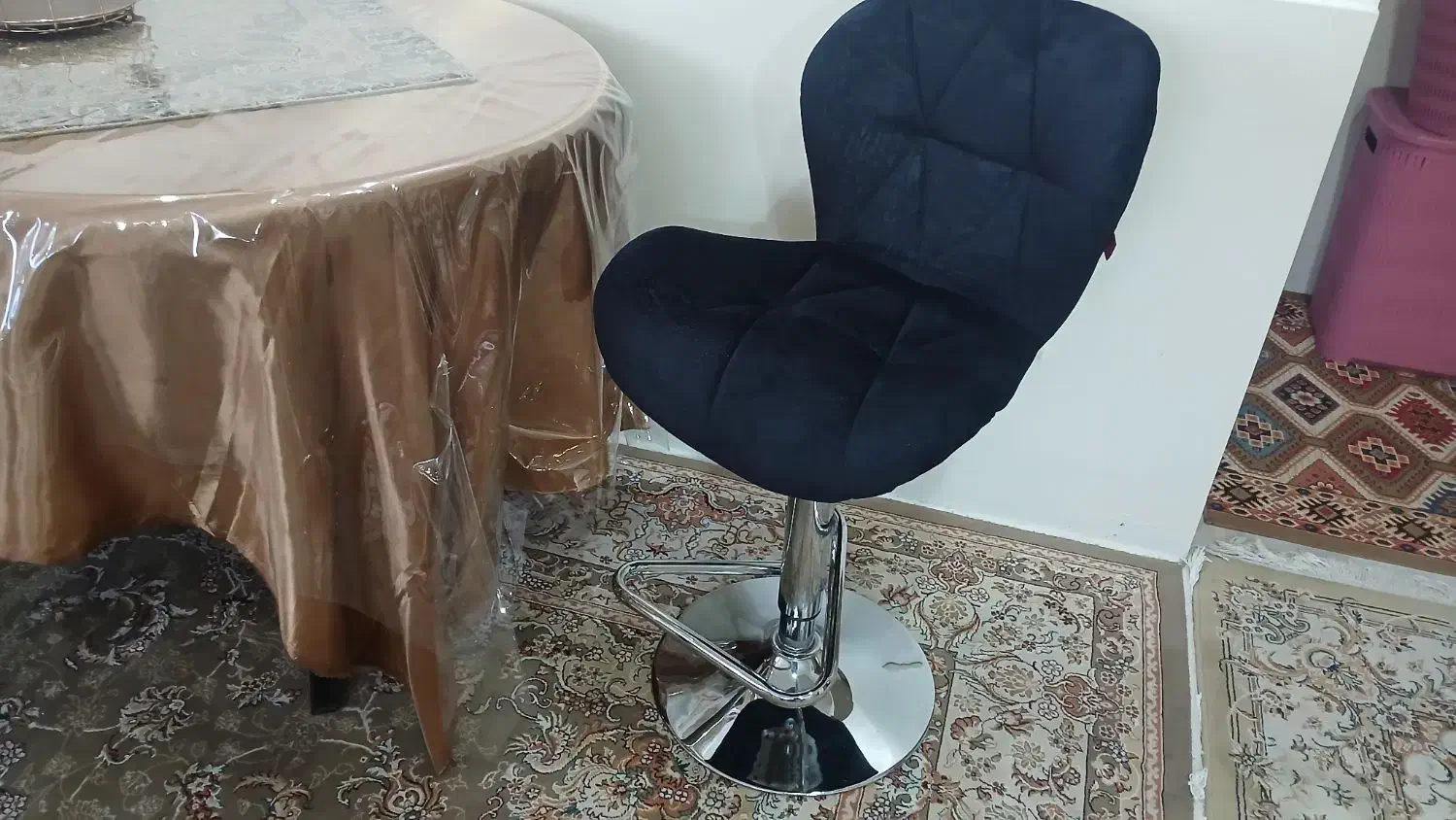 صندلی اپن|صندلی و نیمکت|شاهینشهر, شهرک گلدیس|دیوار