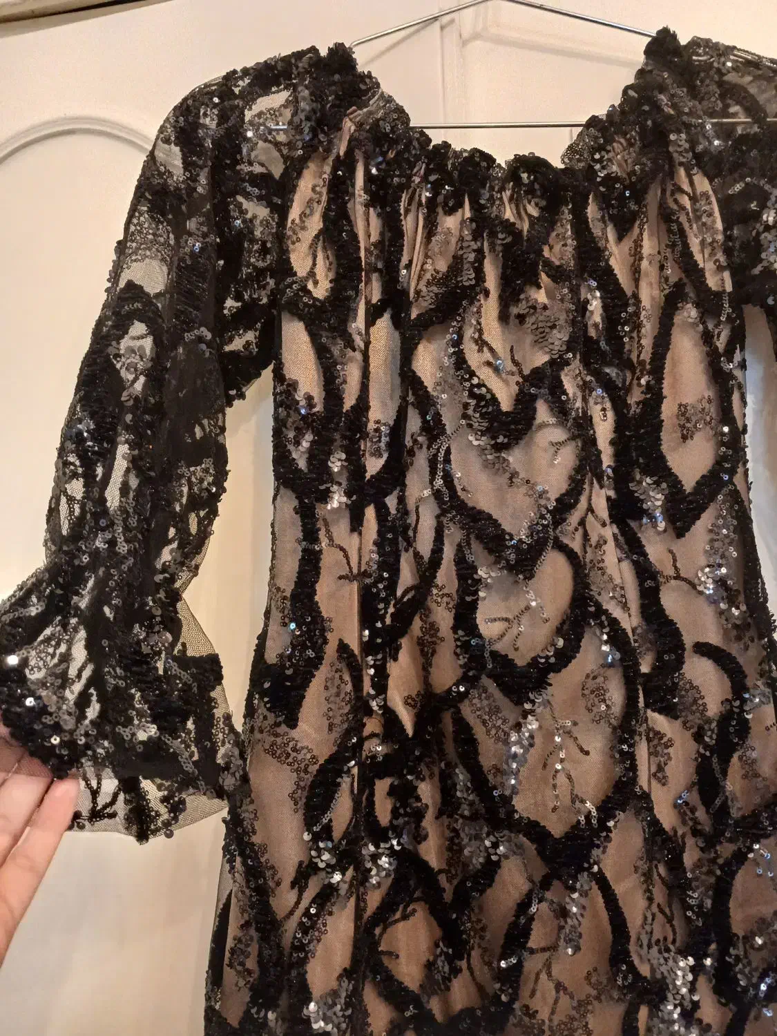 لباس مجلسی نو|لباس|نمین, |دیوار