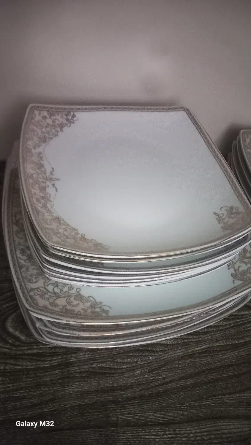 بشقاب پلو ومیوه خوری چینی ۱۲ نفره تندیس ۲۴ پارچه|ظروف سرو و پذیرایی|ماهدشت, |دیوار