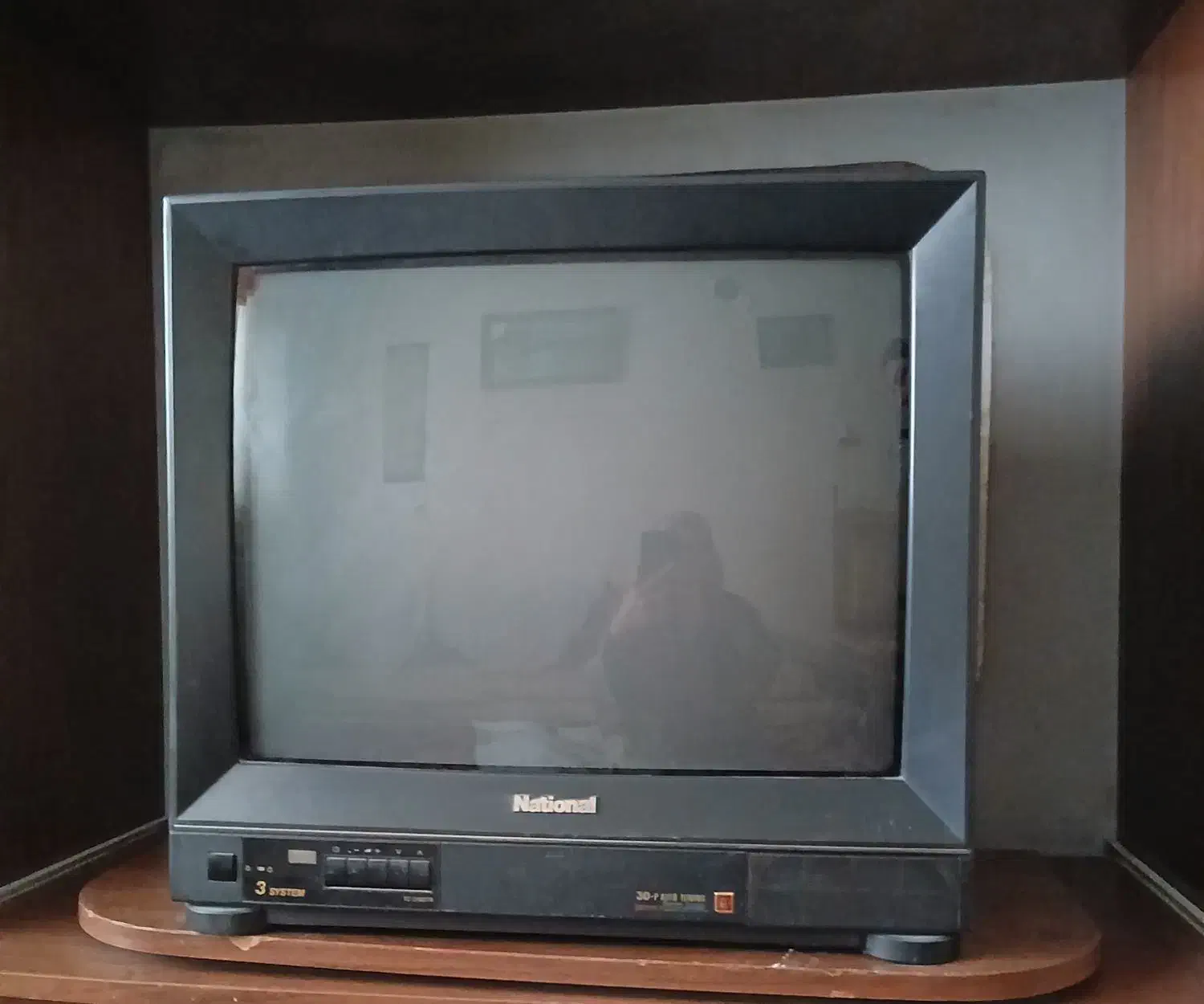 تلویزیون ناسیونال ۲۱ اینچ|تلویزیون و پروژکتور|فردیس, سرحدی|دیوار