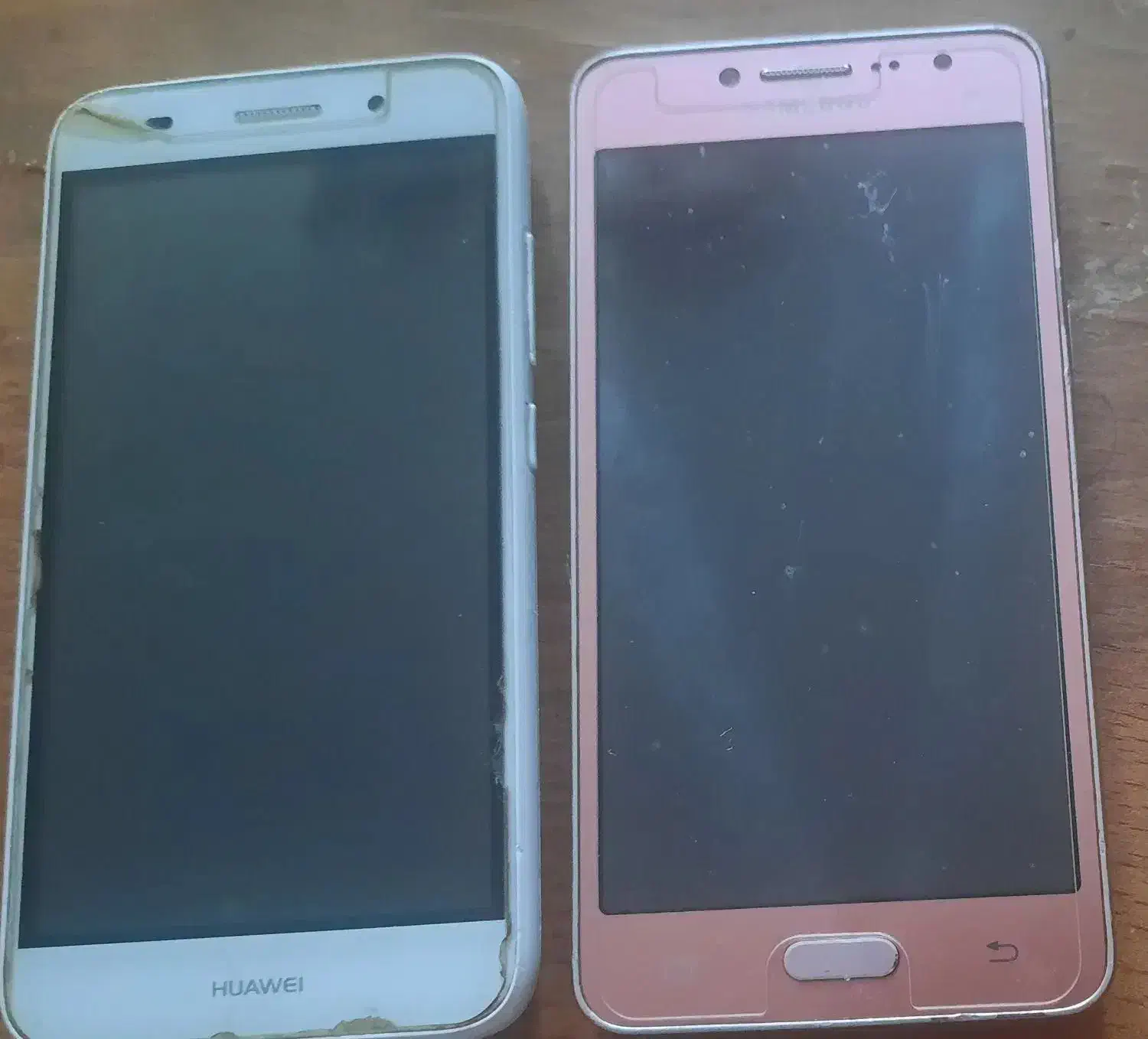 گوشی سامسونگ و هوآوی|موبایل|قم, سراجه (۱۵ خرداد)|دیوار