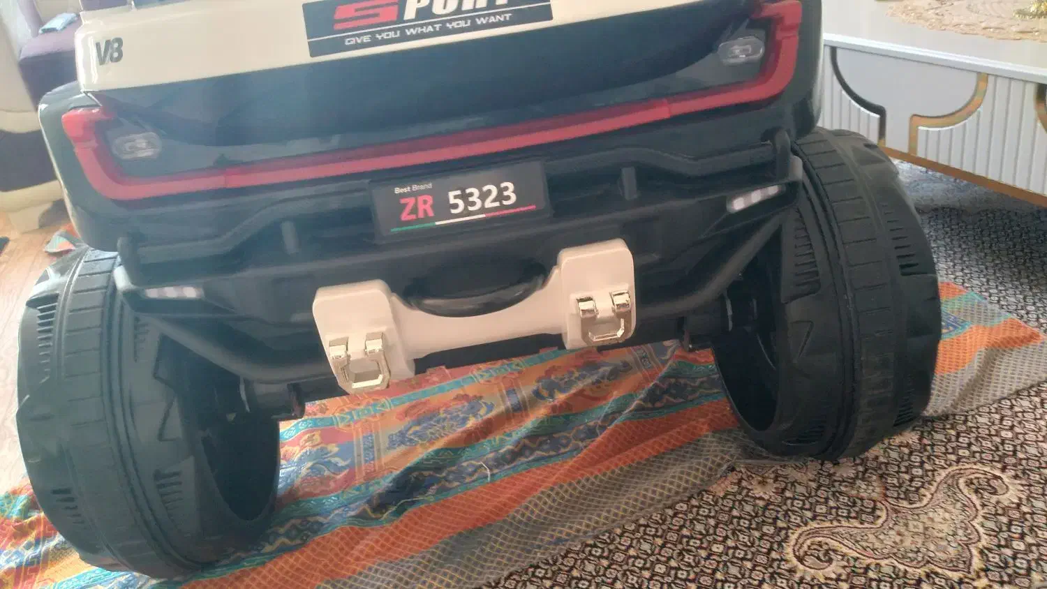 ماشین شارژی|اسباب‌‌بازی|قره ضیاالدین, |دیوار