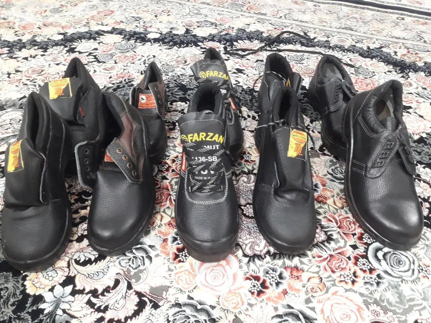 کفش کار ایمنی|کیف، کفش، کمربند|قم, نیروگاه|دیوار