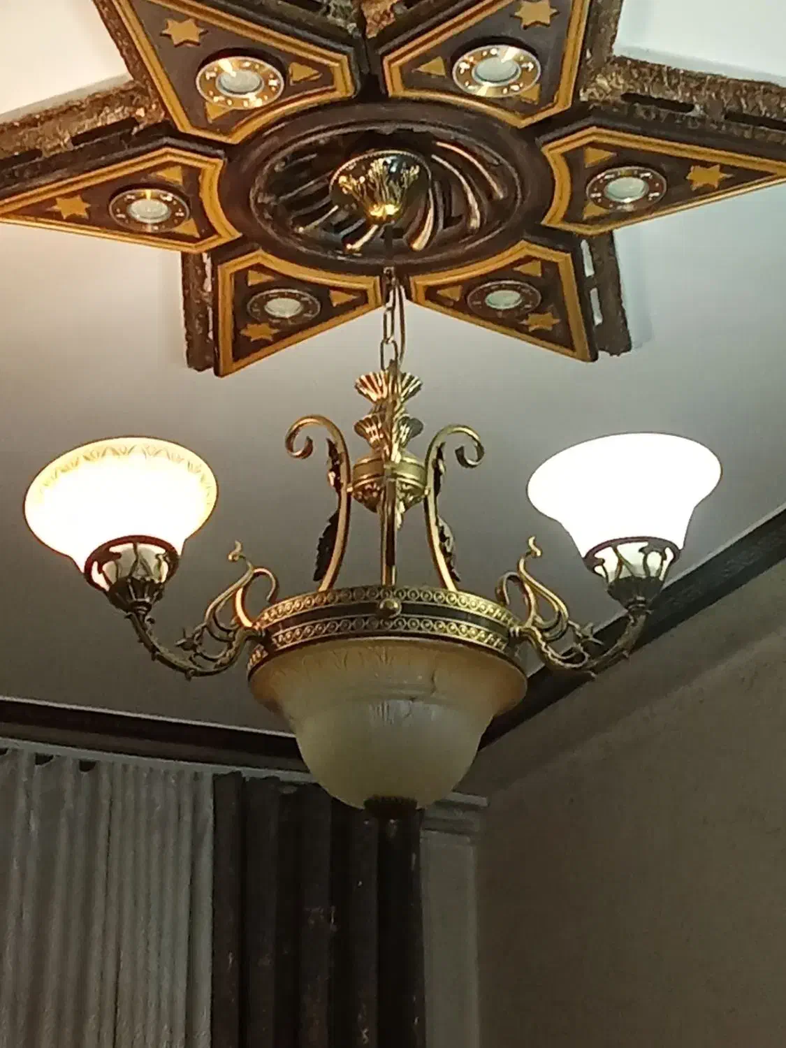 لوستر|لوستر و چراغ آویز|محمدیه-قزوین, |دیوار