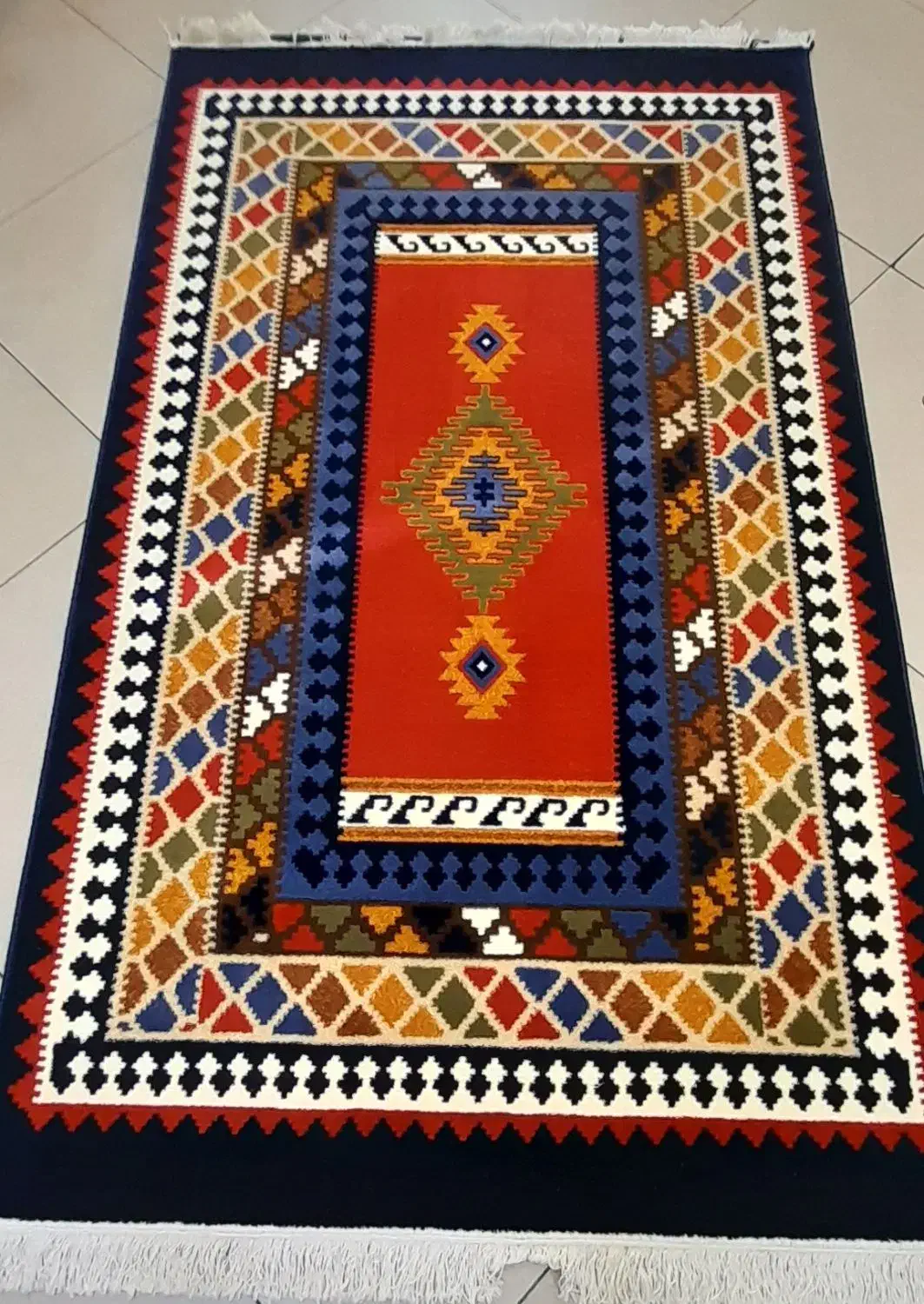 گبهای سنتی در رنگها وسایزهای متنوع|گلیم، جاجیم، گبه|تهران, فلسطین (میدان انقلاب)|دیوار