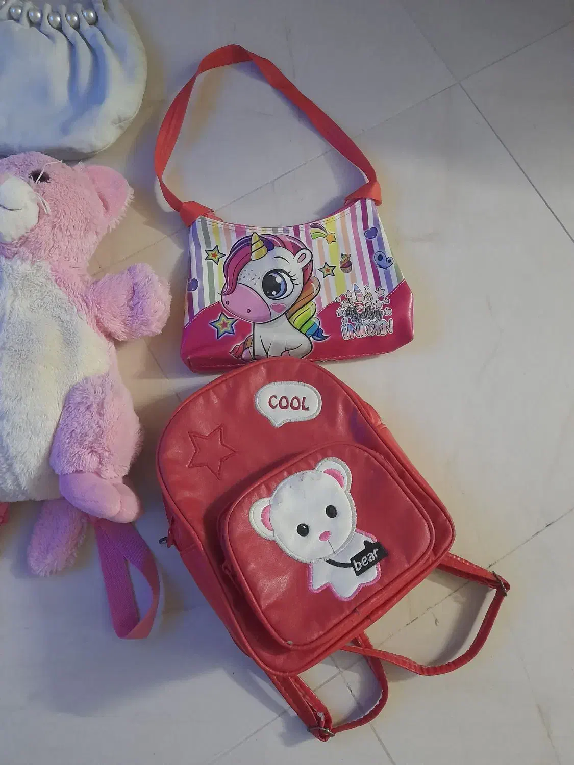 تعدادی کیف بچه گانهه|کیف، کفش، کمربند|مشهد, سجاد شهر|دیوار