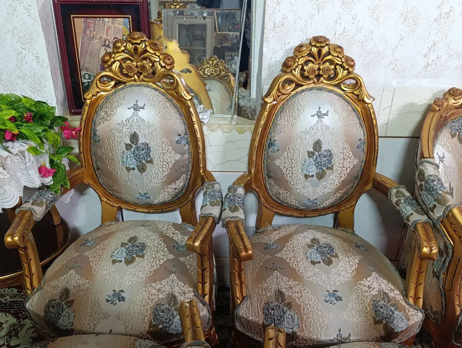 مبل سلطنتی چوب گردو|مبلمان خانگی و میز عسلی|اصفهان, سرتاوه|دیوار