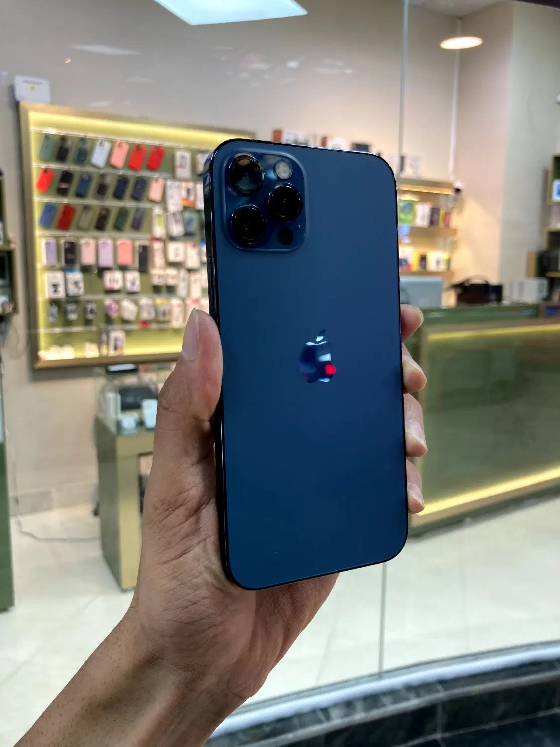 12pro|موبایل|مشهد, عامل|دیوار