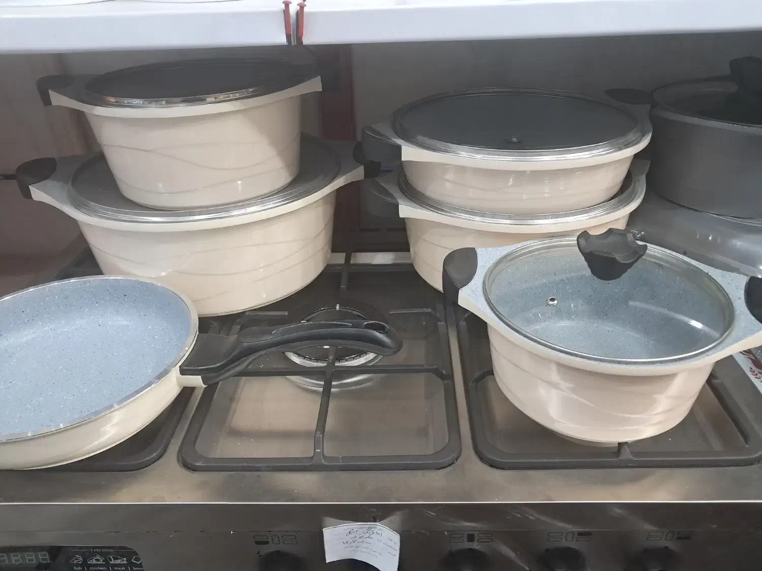 سرویس قابلمه|ظروف پخت‌وپز|رزن, |دیوار