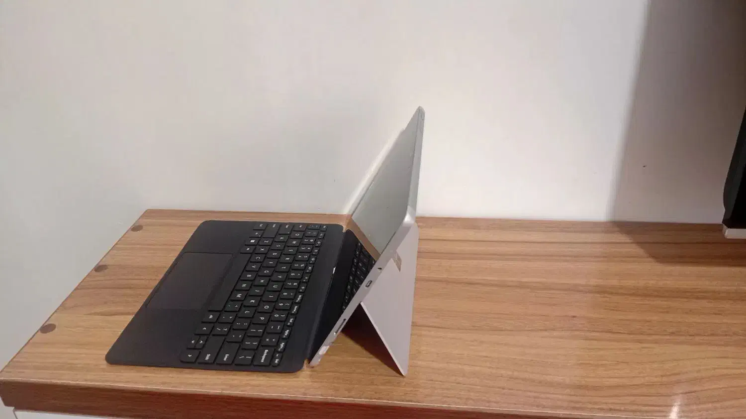 فروش سرفیس مایکروسافت|رایانه همراه|رشت, دخانیات|دیوار