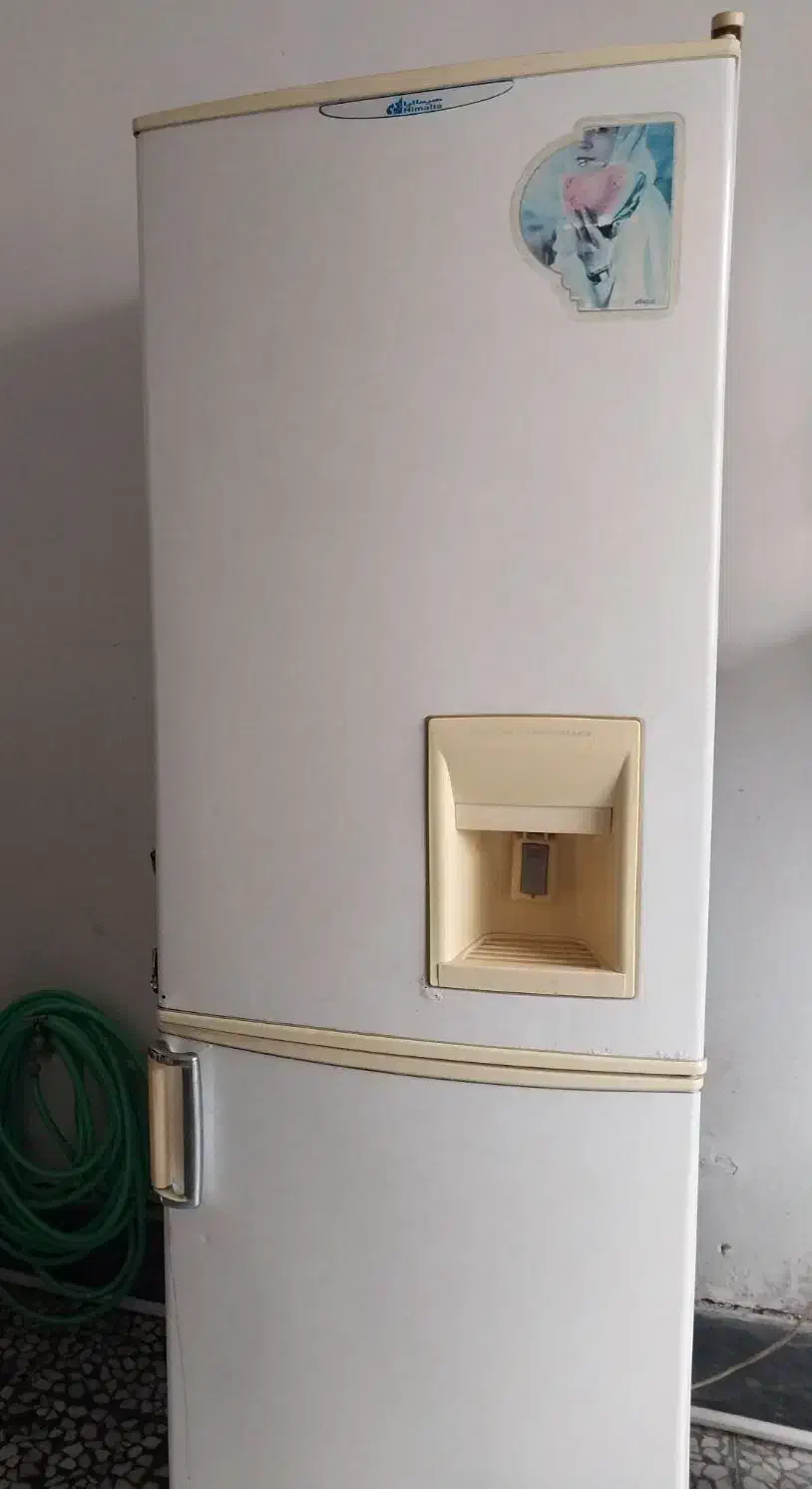 یخچال ، تنور ، خمیرگیر/خمیر گیر ، ماکروفر|یخچال و فریزر|رشت, شهرک قدس|دیوار