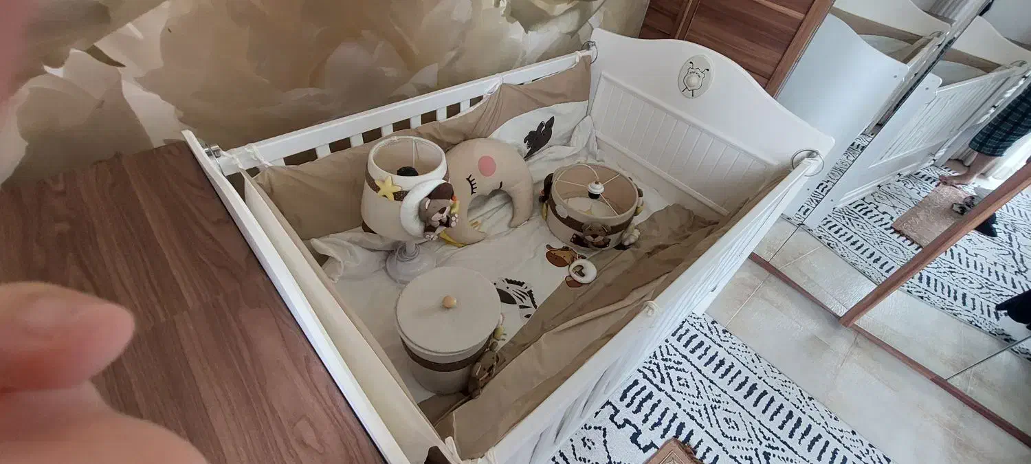 تخت کودک به همراه آکسسوری|تخت و سرویس خواب|کرمانشاه, |دیوار