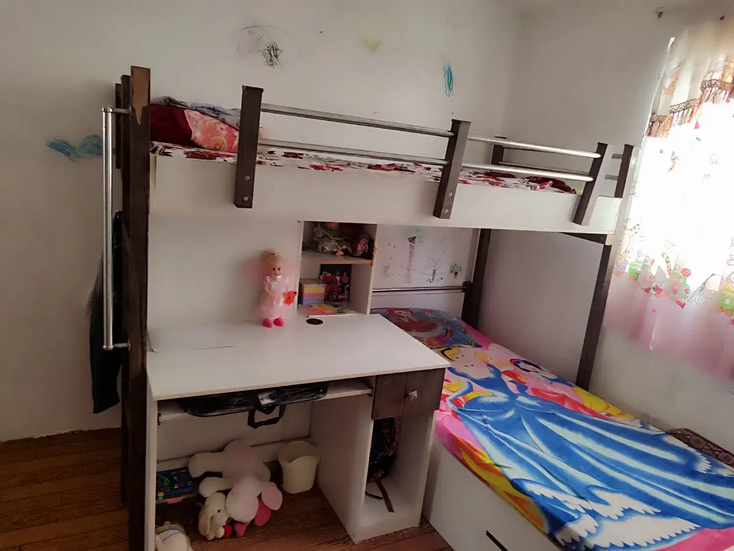 تخت خواب دو طبقه شیک|تخت و سرویس خواب|خمین, |دیوار