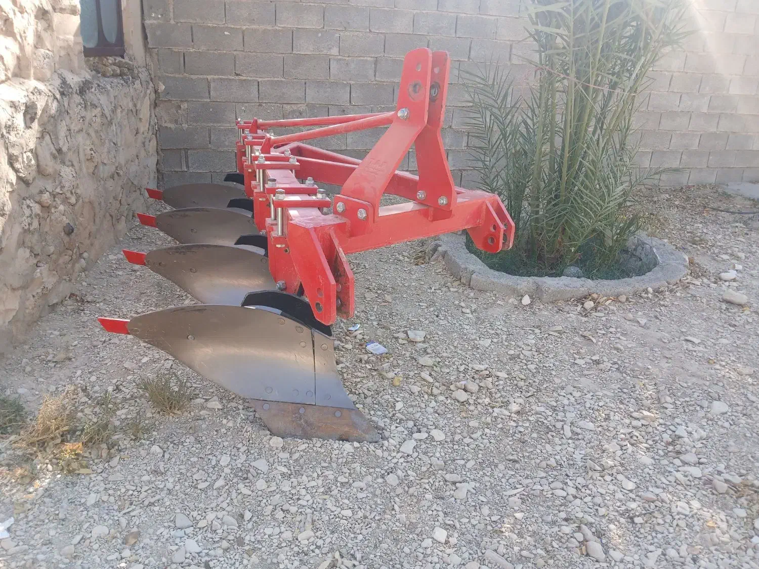 گاواهن ۴ خیش پایدار ساز|ماشینآلات صنعتی|فیروزآباد (فارس), |دیوار