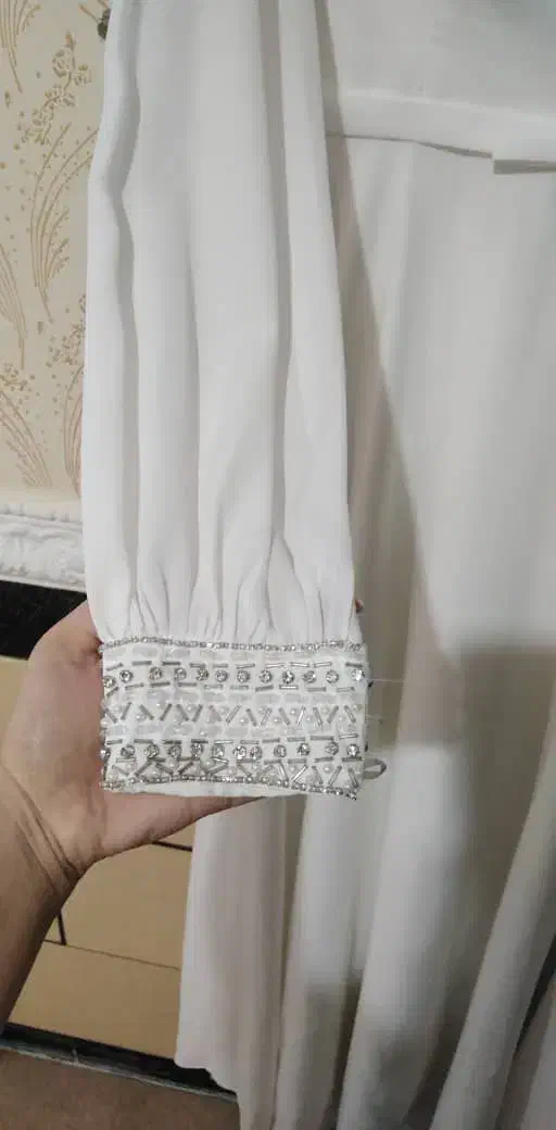 لباس عقد|لباس|اهواز, بهارستان|دیوار