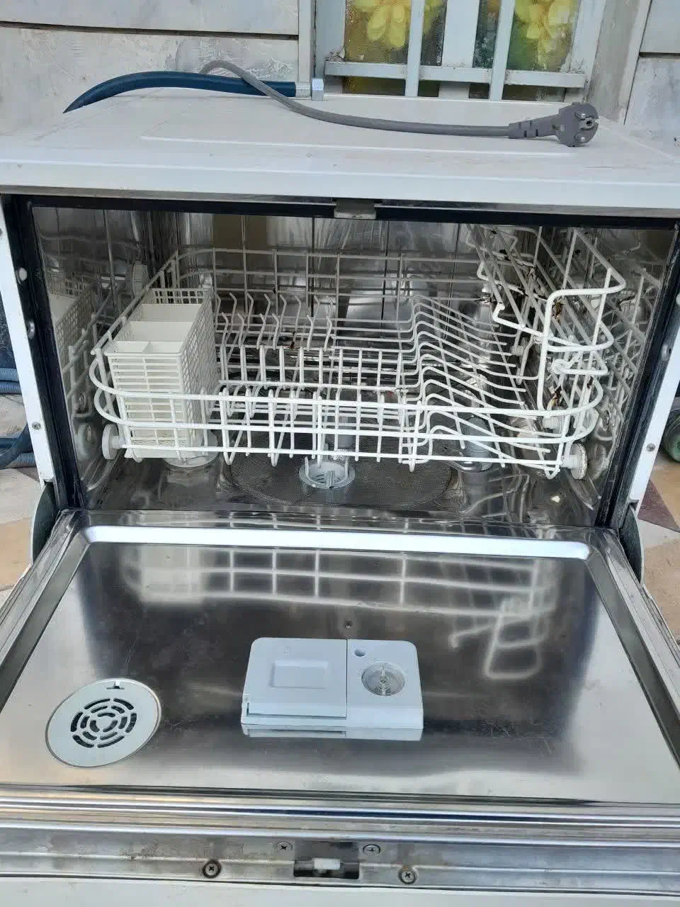 ماشین ظرفشویی رومیزی مجیک|ماشین ظرفشویی|شیراز, قلعه شاهزاده بیگم|دیوار