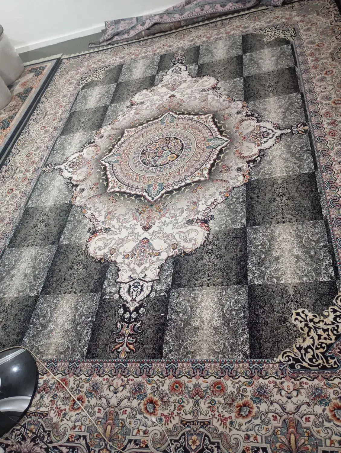 دوتخته فرش ۱۲ متری۷۰۰شانه|فرش|آزادشهر, |دیوار