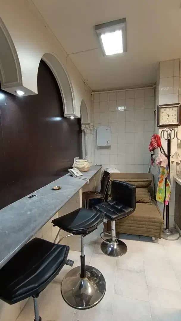 فروش اپارتمان سند اداری ۱۲۴ متری در میدان ولیعصر|فروش دفتر کار، اتاق اداری، مطب|تهران, میدان ولیعصر|دیوار