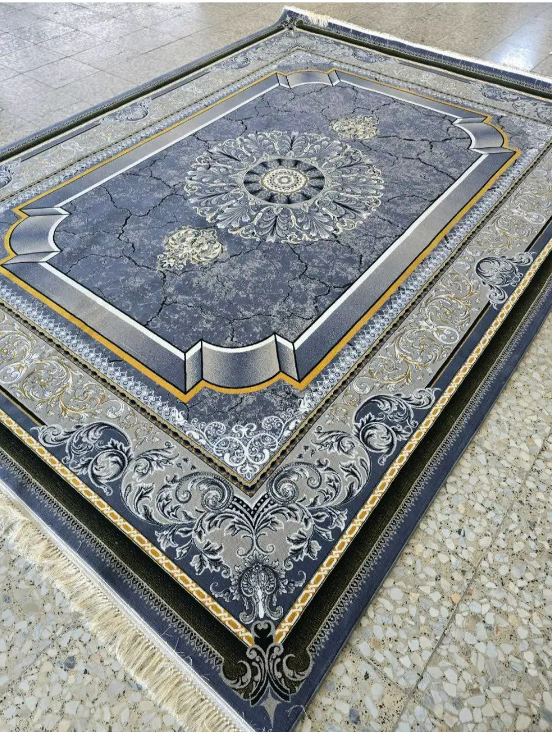 فرش ماشینی۶،۹،۱۲متری هالیدی طوفان ایپک|فرش|تبریز, |دیوار