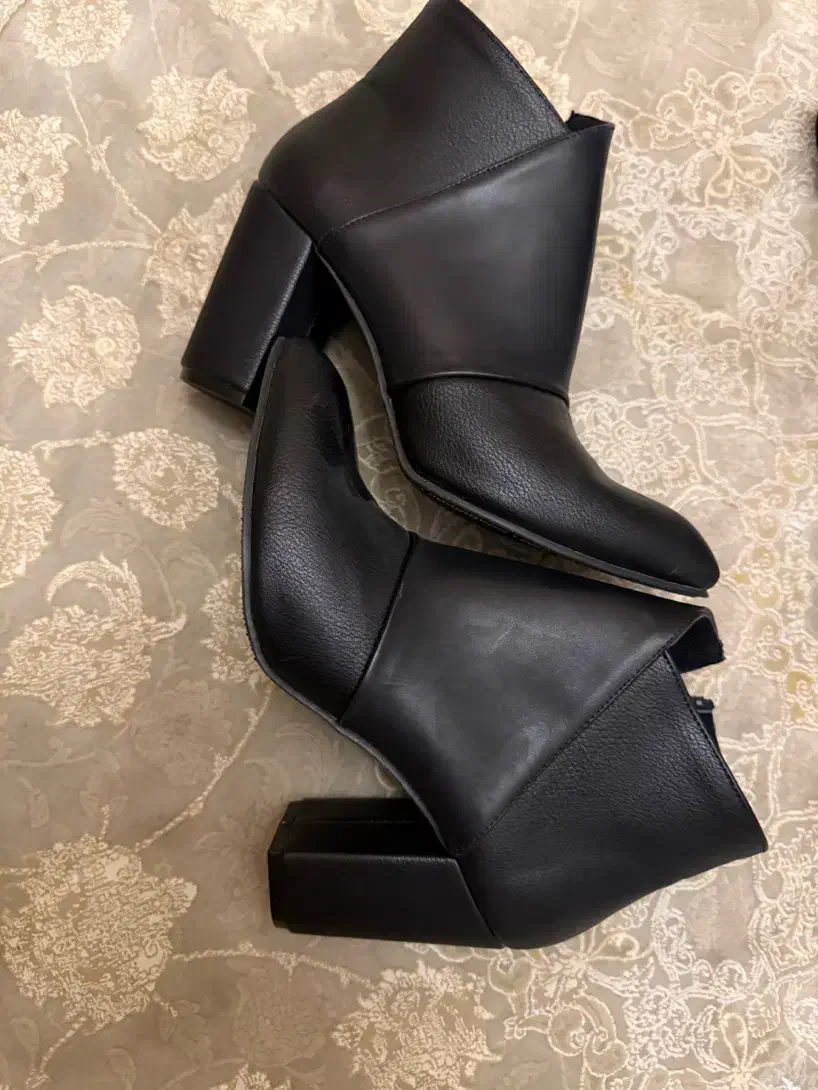 بوت نو مشکی|کیف، کفش، کمربند|اصفهان, گلزار|دیوار