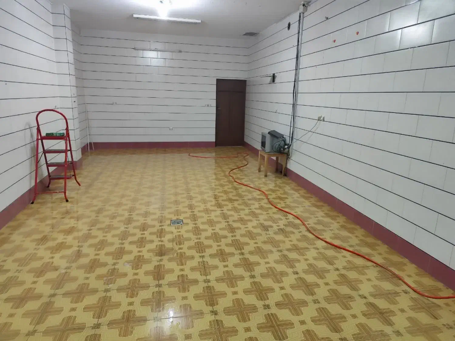 اجاره مغازه 50 متری|اجارهٔ مغازه و غرفه|مبارکه, |دیوار