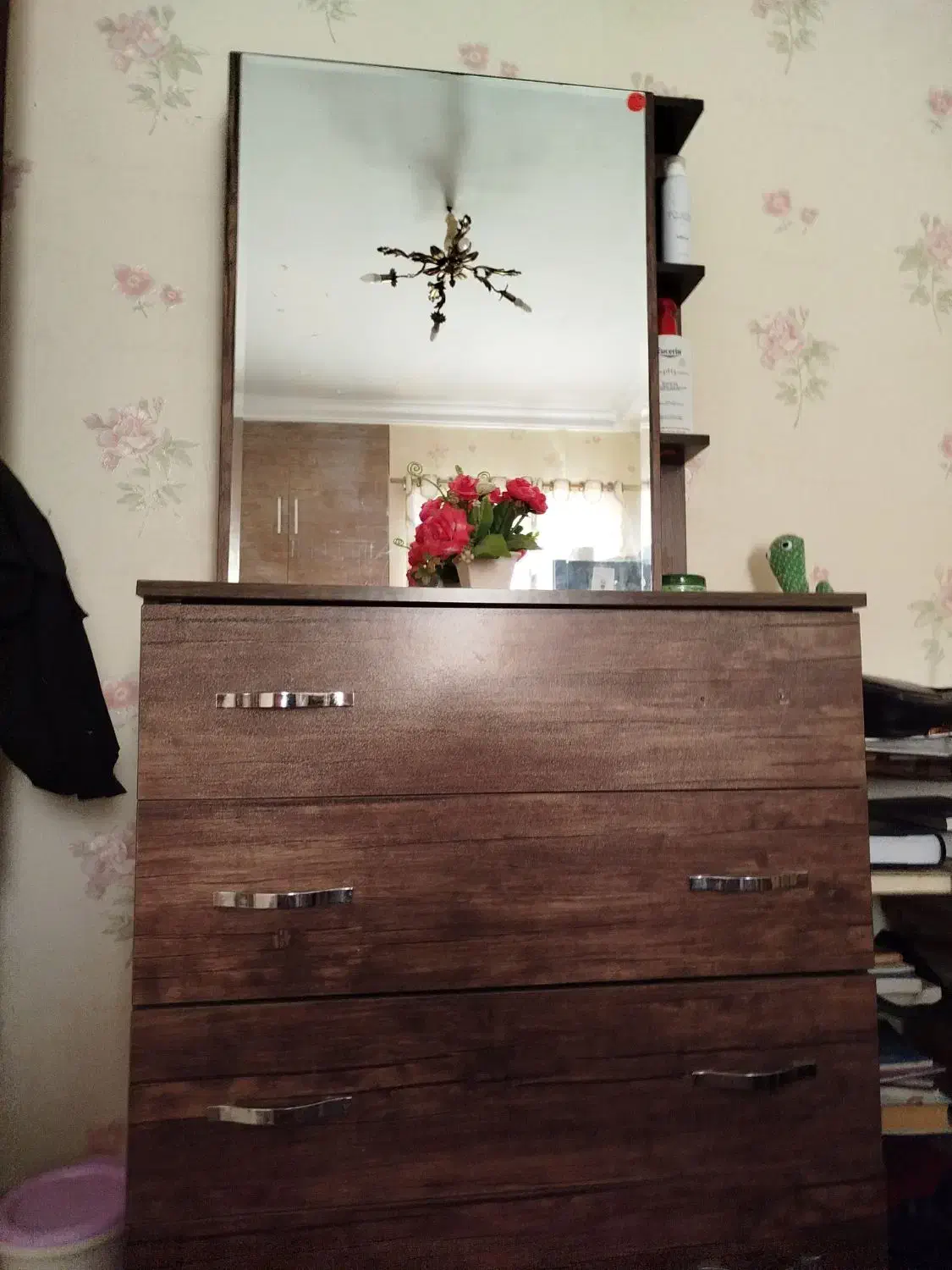 دراور دارای ۴کشو واینه|جاکفشی، کمد، دراور|کیش, |دیوار