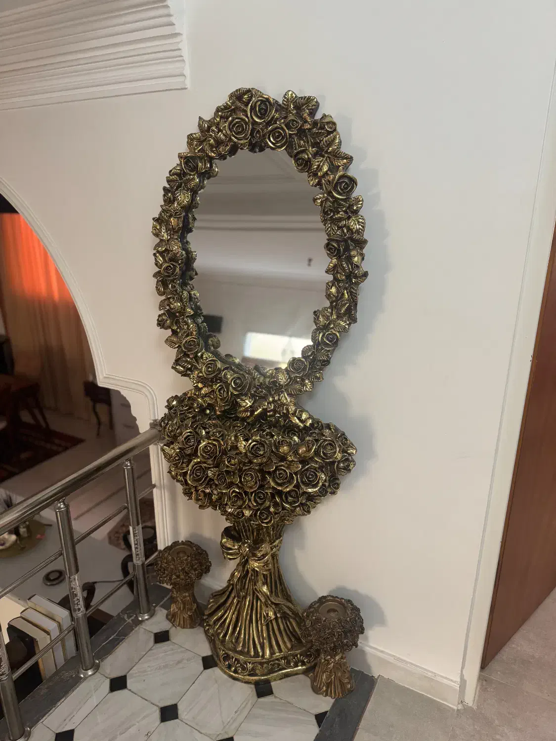 آینه و کنسول|بوفه، ویترین، کنسول|قائم‌شهر, |دیوار